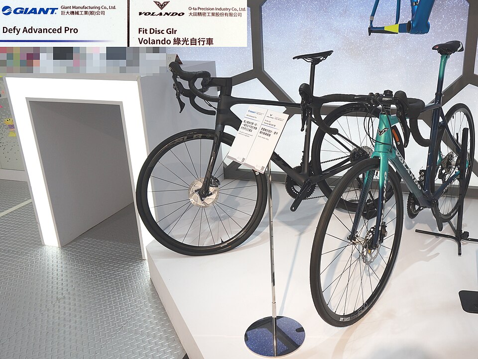 Giant Contend 3